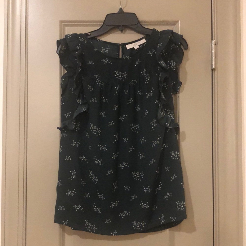 LOFT WOMEN’S SMALL SLEEVELESS RUFFLE TOP - GREEN